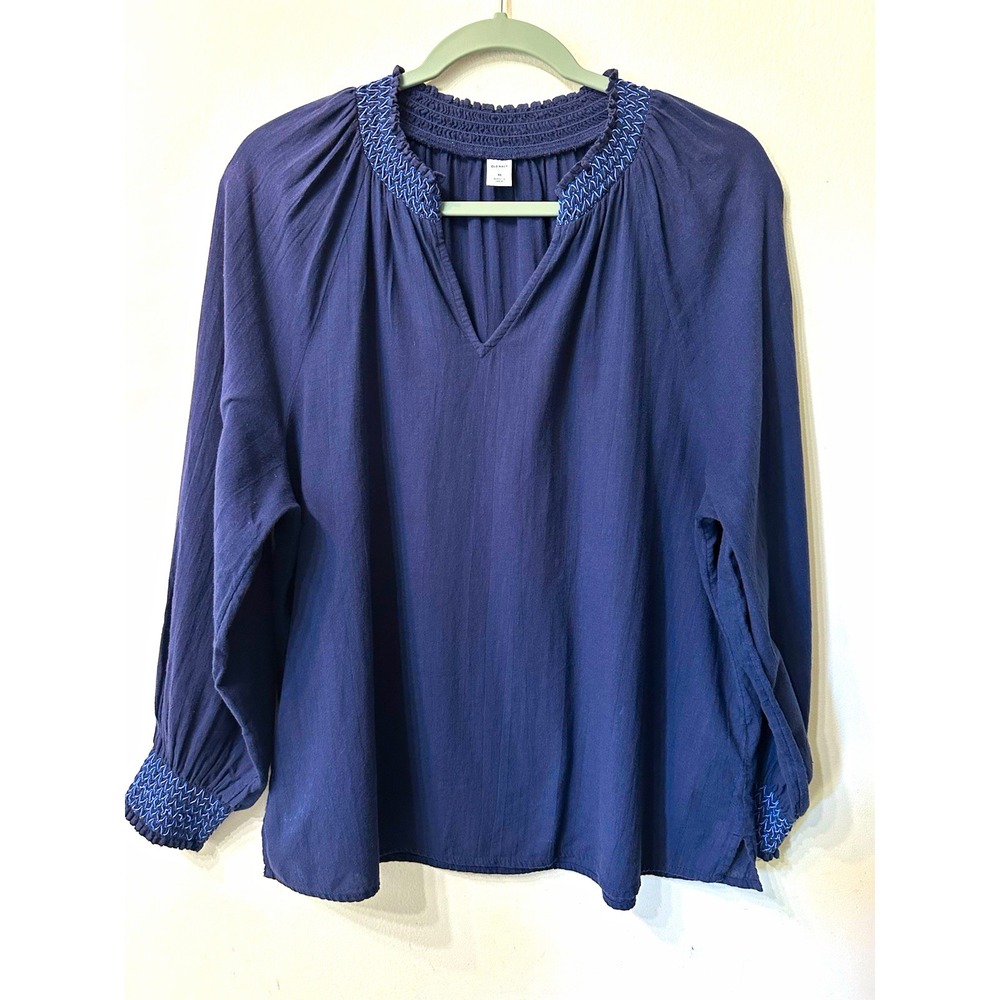 Old Navy Womens Top M Navy Blue Smocked Embroidered V-Neck Boho Blouse